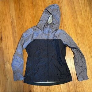 Patagonia Women's Two-Tone Purple Hooded Jacket